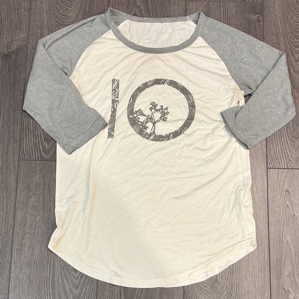 tentree Gray and Cream Raglan Tee